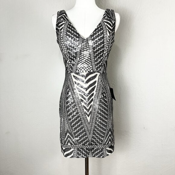 Lulu's Party Like Me Black Light Nude Sequin Bodycon V-Neck Mini Dress Small NEW - Picture 1 of 11